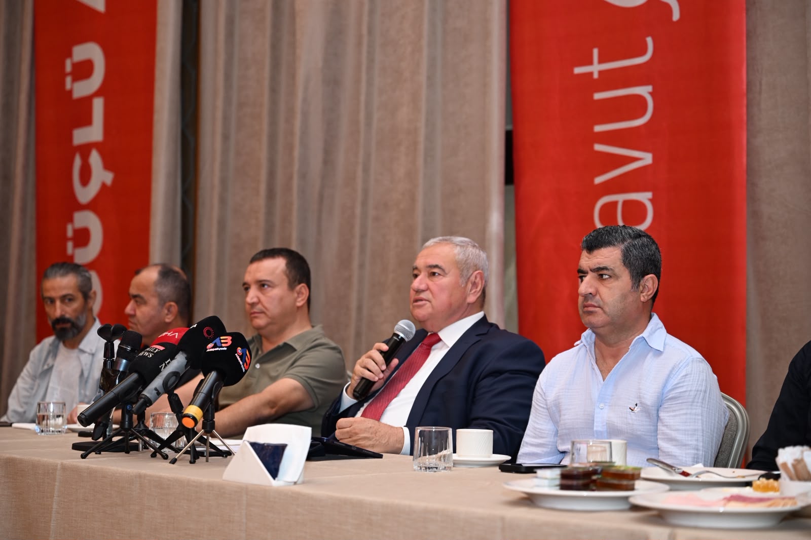 ATSO Başkan Adayı Davut Çetin'den Antalya ticaretini uçuracak 50 proje