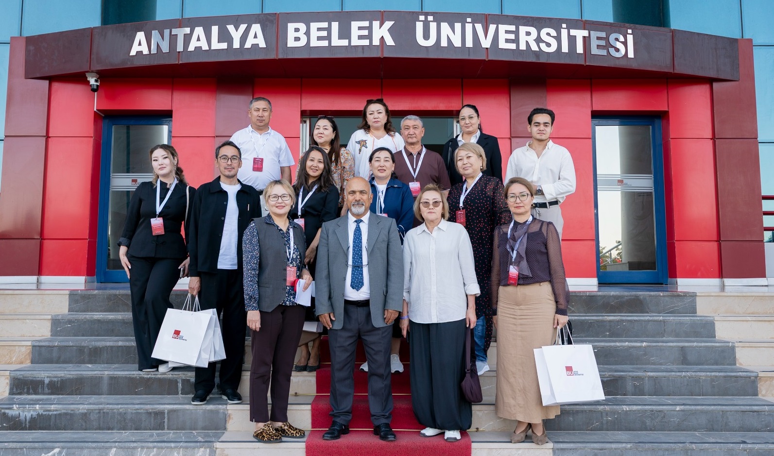 Kazakistan’dan Antalya Belek Üniversitesi’ne akademik çıkarma